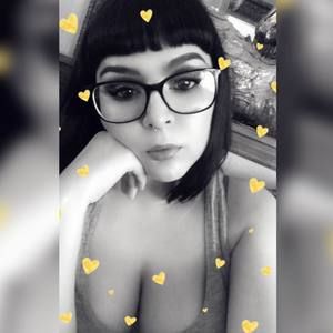 Meet your Posher, Celia